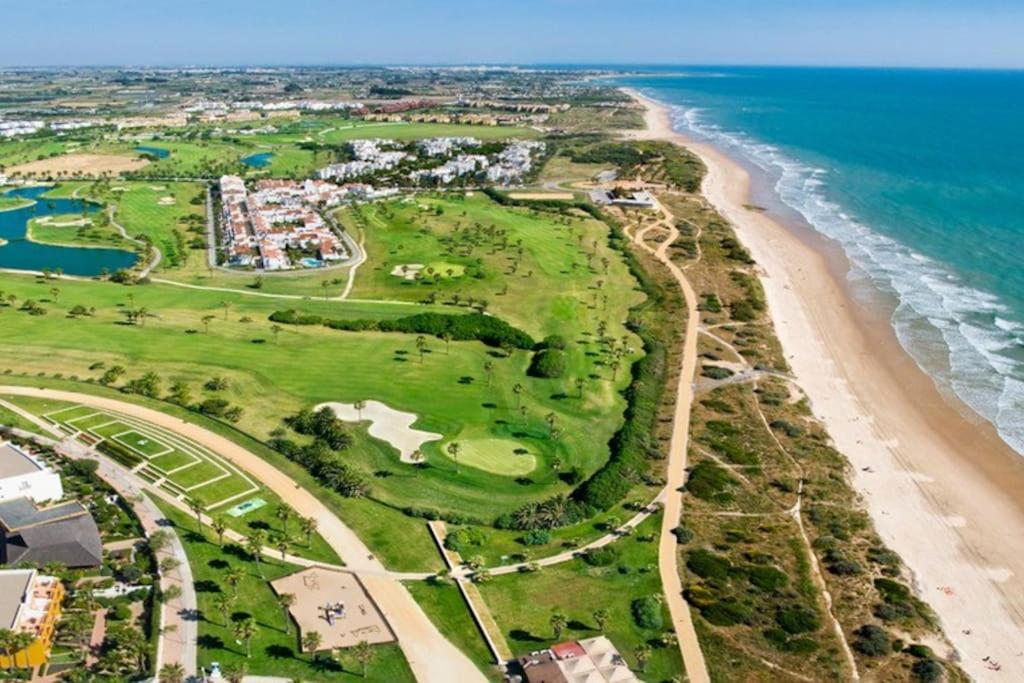 Apartamento Amplio Piso En A 100 M De La Playa